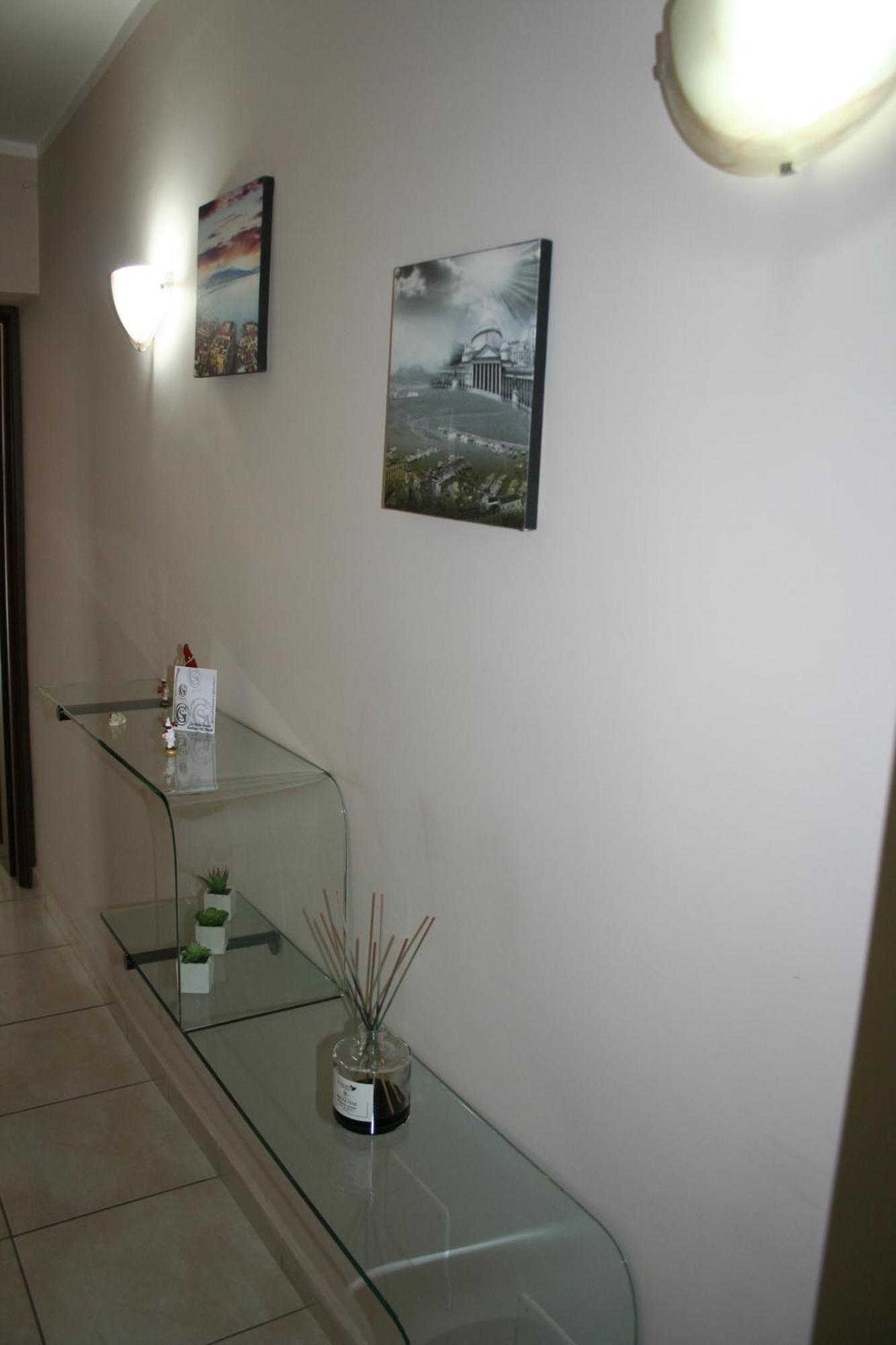 Home Napule Nápoly Kültér fotó